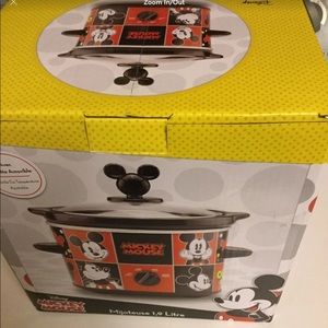 Micky mouse slow cooker